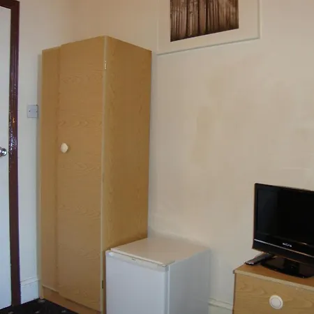 Metro Guest house *
