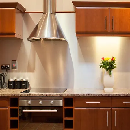 Bright Private - Peaceful Morden Location *