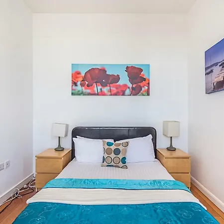 Splendid 3 Bedroom In Angel/kings Cross *