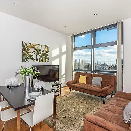 Splendid 3 Bedroom In Angel/kings Cross Apartment