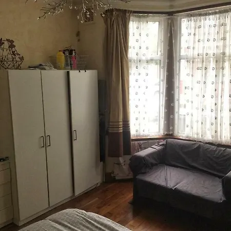 Buchanan Prime 2* Wembley