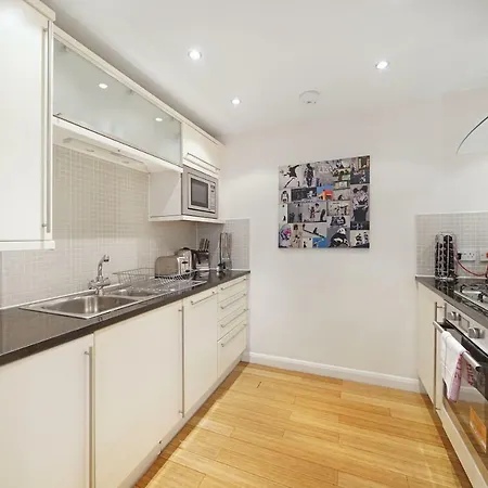 Apartment 2 Bed Chic Near Shoreditch & Liverpool St Free Wifi & Parking By Aparts *