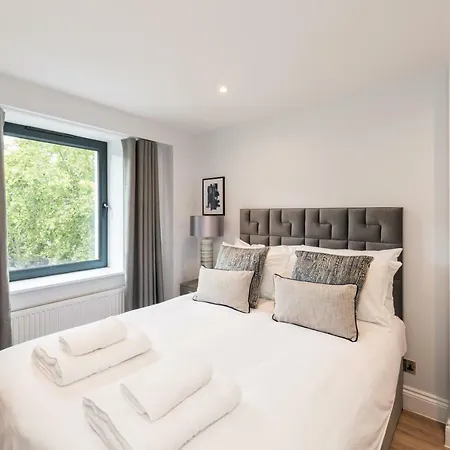 The Carlyle - Stunning Serviced Londen