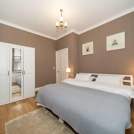 Apartment - Great Location London