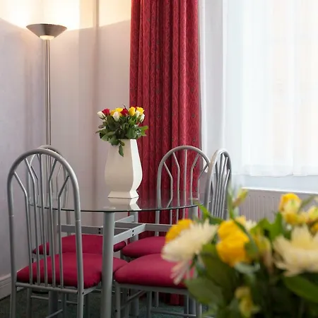 Bright Private - Peaceful Morden Location Apartament *