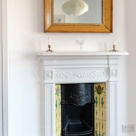 Holiday home Gorgeous, 4 Bed Victorian House In Dollis Hill London