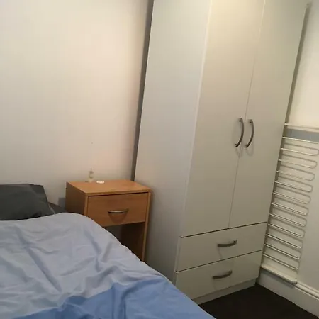 Guest house Buchanan Prime Wembley