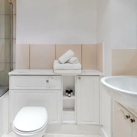 One Bed Serviced Near Millenium Bridge Lejlighed *