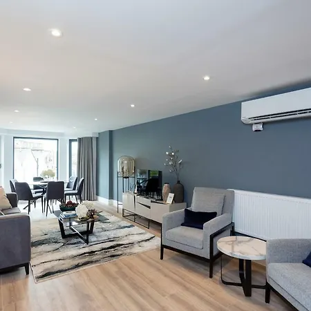 The Carlyle - Stunning Serviced Appartement *