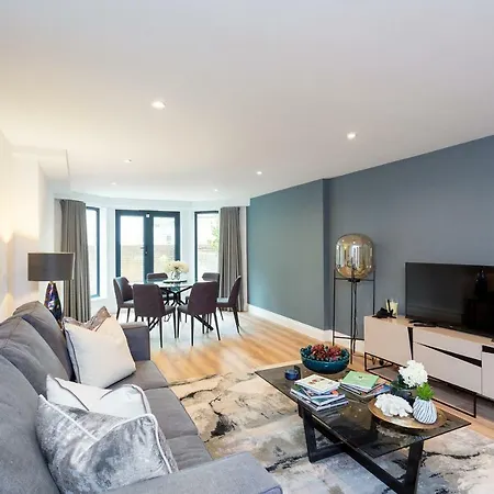 The Carlyle - Stunning Serviced Appartement Londen