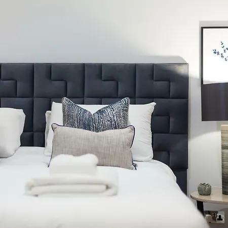 The Carlyle - Stunning Serviced Appartement Londen
