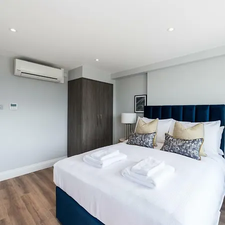 The Carlyle - Stunning Serviced Appartement *