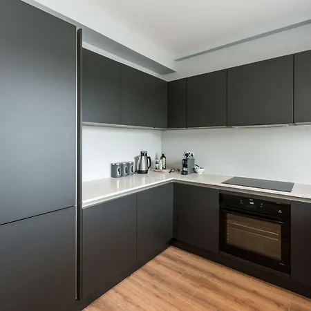 The Carlyle - Stunning Serviced Appartement Londen