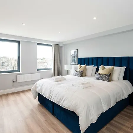 The Carlyle - Stunning Serviced * Londen