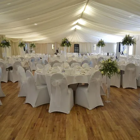 Hotel Gilwell Park 3*