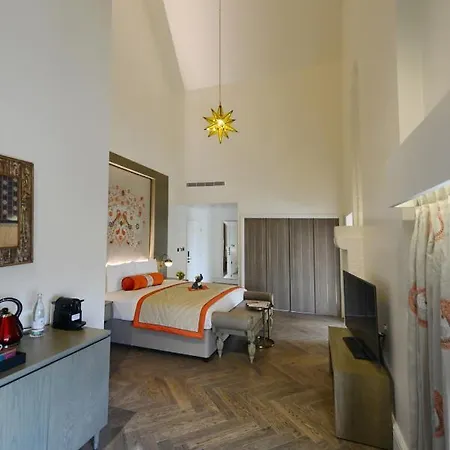 The Lalit Hotel London