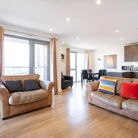Apartment I Am Serviced *
