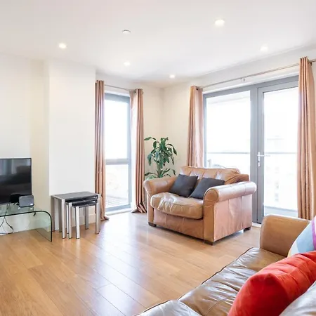 I Am Serviced Apartment