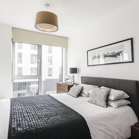 I Am Serviced Apartment *