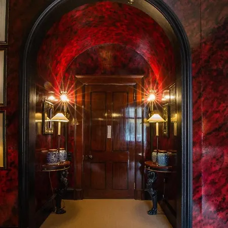 Blakes Hotel 5*