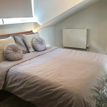Stylish Notting Hill Gate Flat
