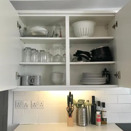 Stylish Notting Hill Gate Flat *