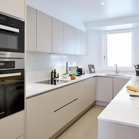 Cheval Gloucester Park At Kensington Apartahotel 5*