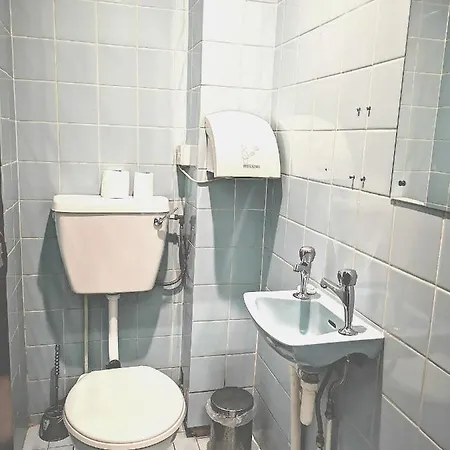 Aquarius Hotel 2*