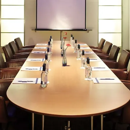 Park Plaza Victoria Отель Лондон