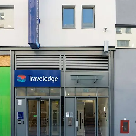Hotel Travelodge Wembley High Road 2*
