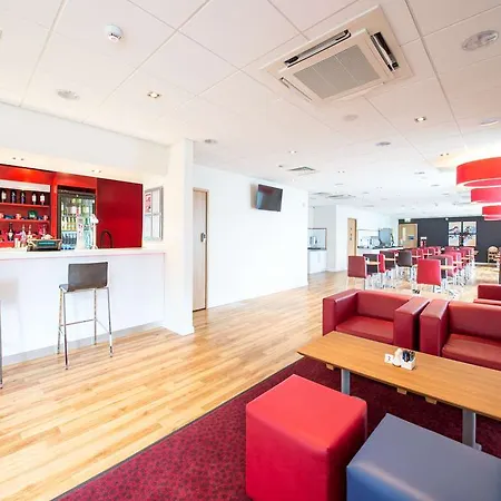 Travelodge Greenwich High Road Otel 3*