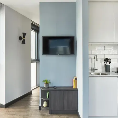 Ark Canary Wharf 4*