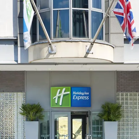 Express City, An Ihg Hotel 3*