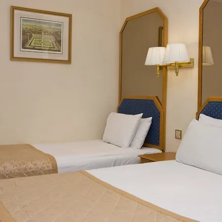 Western Burns Kensington Hotell 3*