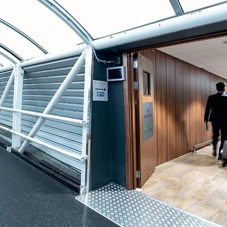 Express - London Heathrow T4 By Ihg Otel