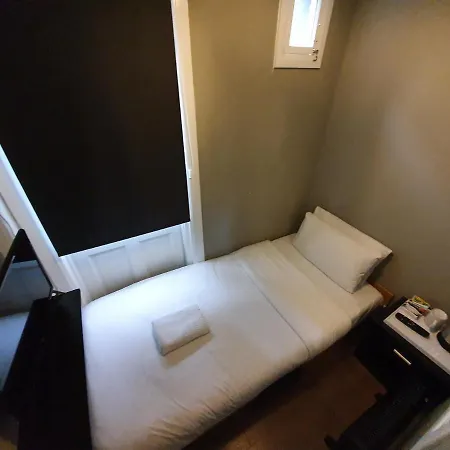 Belgravia Hotel 3*