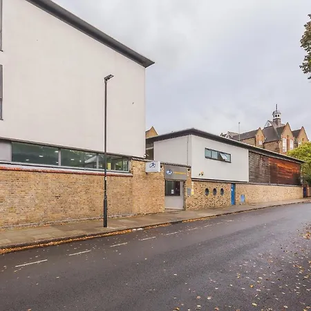 Horizons Accommodation Guest house London