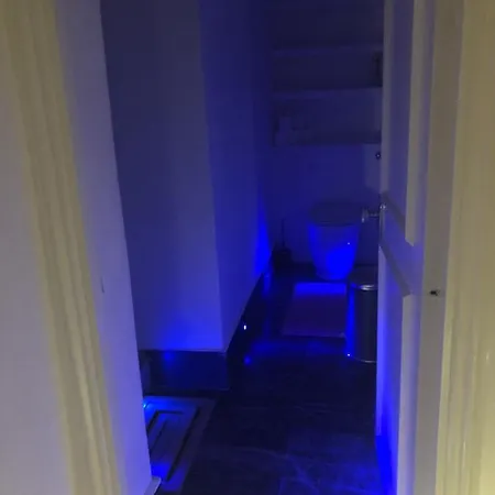 דירה 2 Bedroom Close To Camden Town לונדון