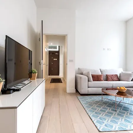 Tariro House Apartment London