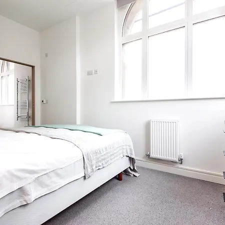 Tariro House * London