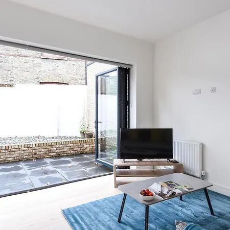 Tariro House