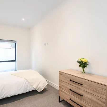 Apartment Tariro House