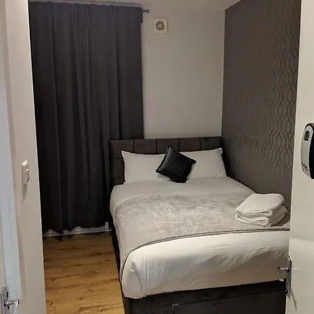 Aparthotel Holland Rd Service Studio