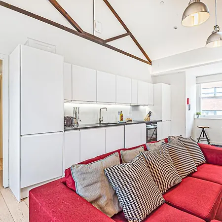 Tariro House * London