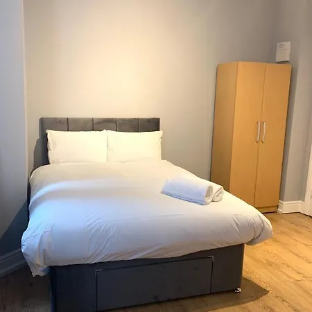 Holland Rd Service Studio Aparthotel Londra