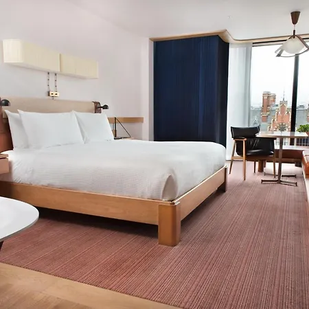 The Standard Hotel 5*