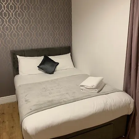 Aparthotel Holland Rd Service Studio London