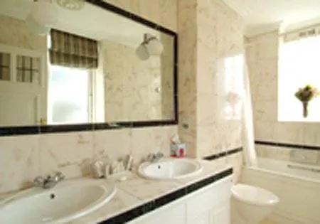 44 Curzon Street By Mansley 4* London