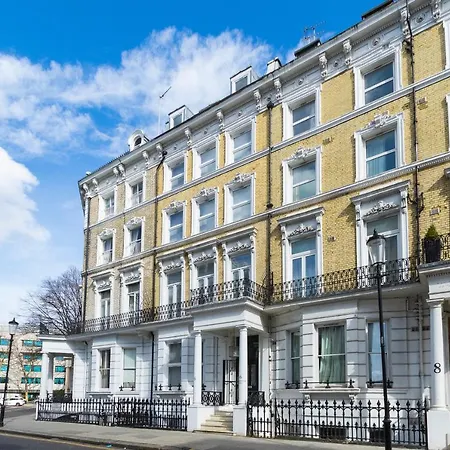 Apartmanhotel The Knaresborough By Nestor 3*