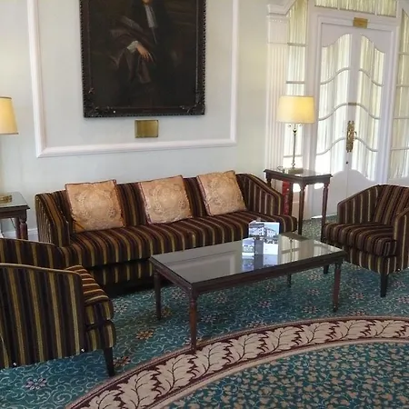 West Park 4* Barnet